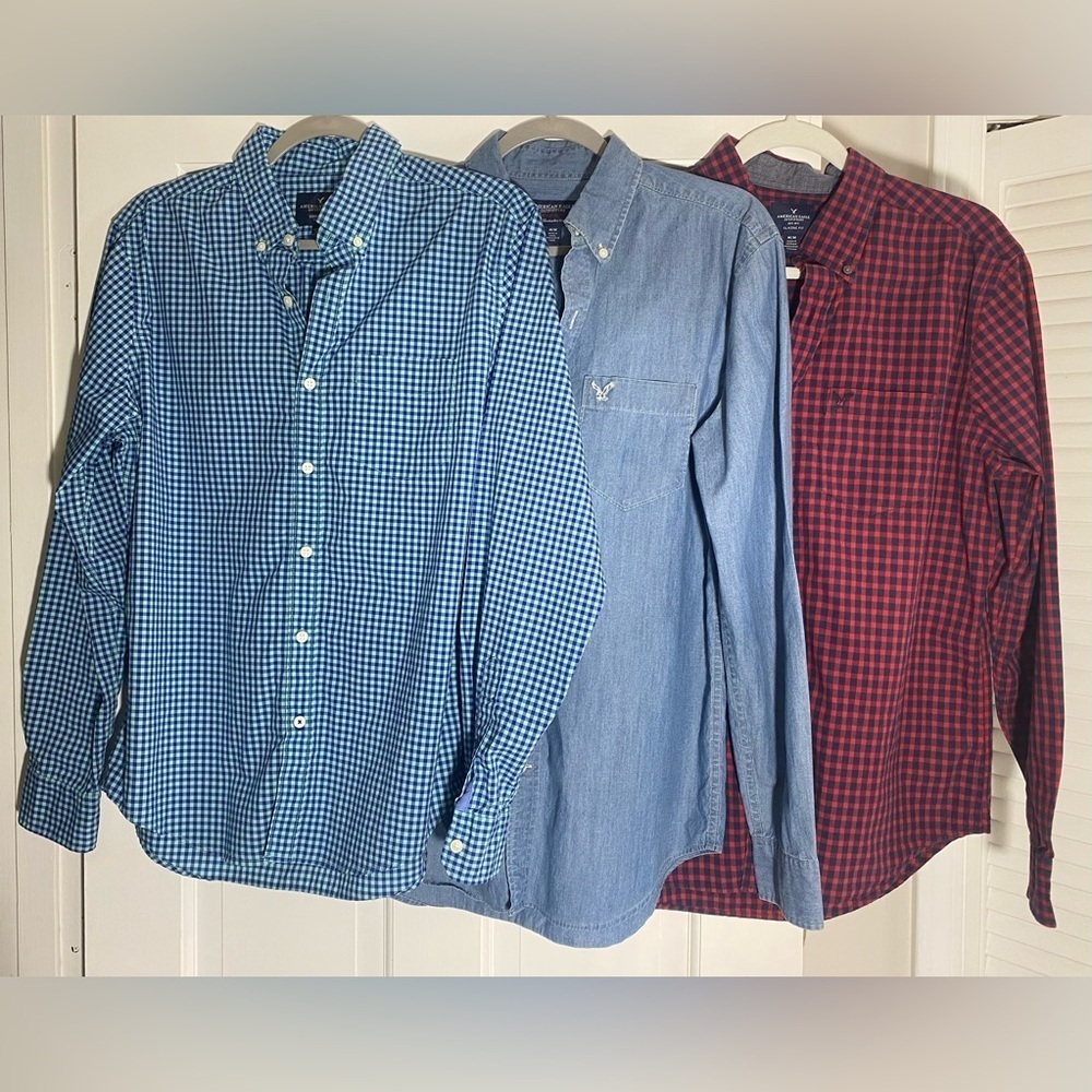 American Eagle Outfitters Long Sleeve Button Up Shirts Men’s Size M Set of 3